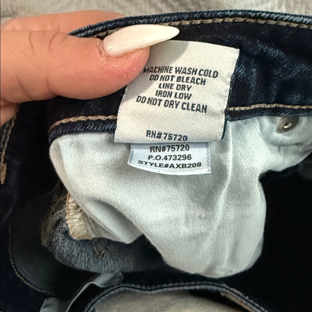 Dark Blue Denim Shorts- BKE BILLIE 29 slim fit. high rise - Picture 8 of 9